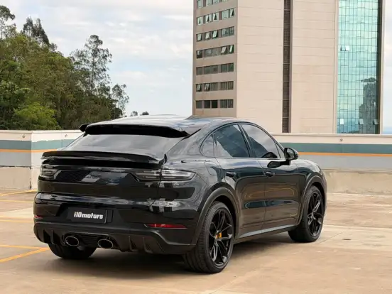PORSCHE-CAYENNE-2022