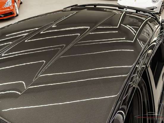 PORSCHE-CAYENNE-2022