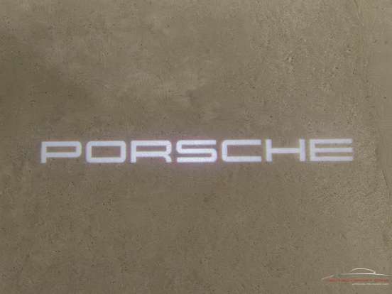 PORSCHE-CAYENNE-2022