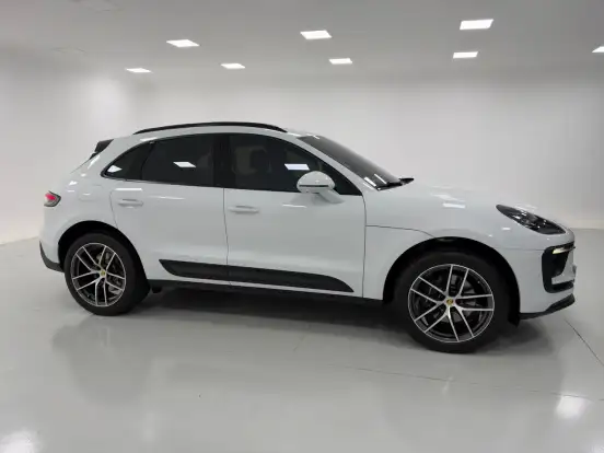 PORSCHE-MACAN-2025