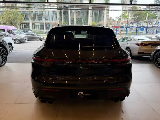 PORSCHE-MACAN-2022