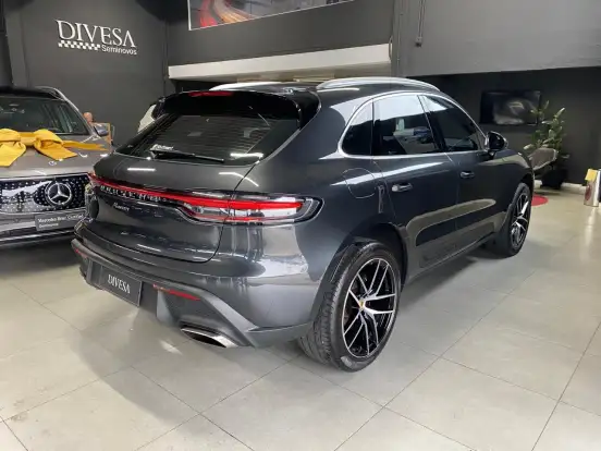 PORSCHE-MACAN-2024