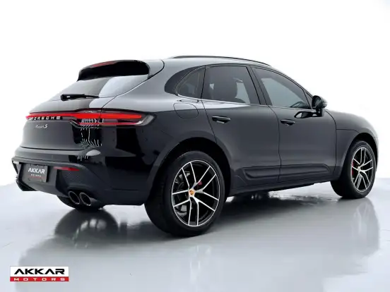 PORSCHE-MACAN-2024