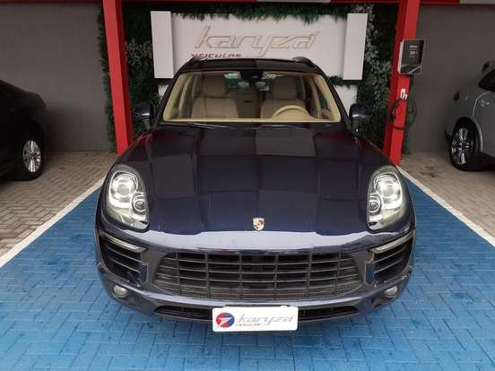 PORSCHE-MACAN-2016