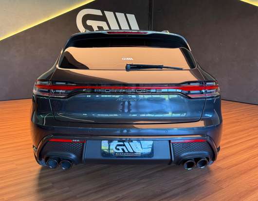 PORSCHE-MACAN-2025