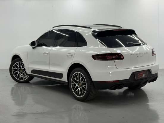 PORSCHE-MACAN-2014