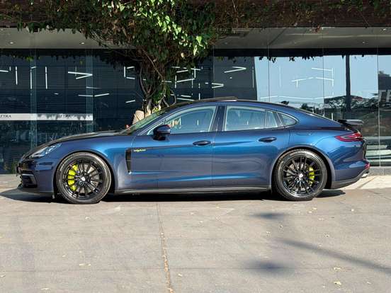 PORSCHE-PANAMERA-2.9 V6 4 E-HYBRID PDK PORSCHE-PANAMERA-2017