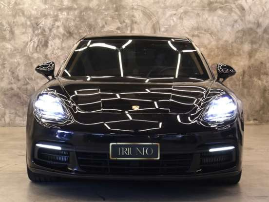 PORSCHE-PANAMERA-2018