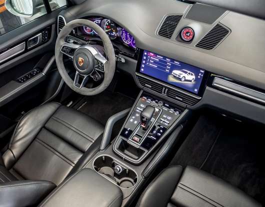 PORSCHE-CAYENNE-2022