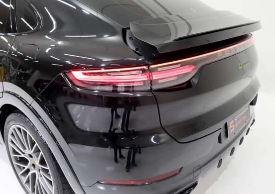 PORSCHE-CAYENNE-2022