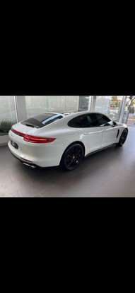 PORSCHE-PANAMERA-2017