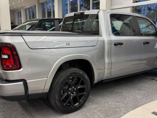RAM-1500-3.0 HURRICANE 6 BITURBO GASOLINA LARAMIE NIGHT EDITION CD 4X4 AUTOMÁTICO RAM-1500-2026