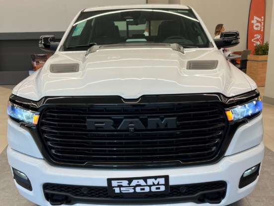 RAM-1500-3.0 HURRICANE 6 BITURBO GASOLINA LARAMIE NIGHT EDITION CD 4X4 AUTOMÁTICO RAM-1500-2026