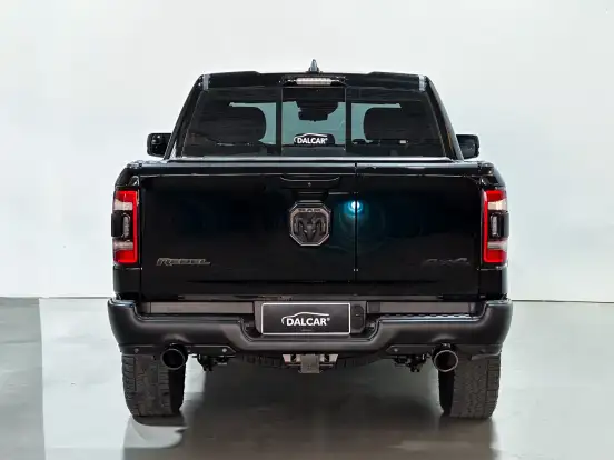 RAM-1500-5.7 V8 GASOLINA REBEL CD 4X4 AUTOMÁTICO RAM-1500-2022