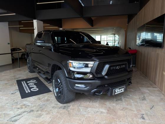 RAM 1500 5.7 V8 GASOLINA REBEL CD 4X4 AUTOMÁTICO