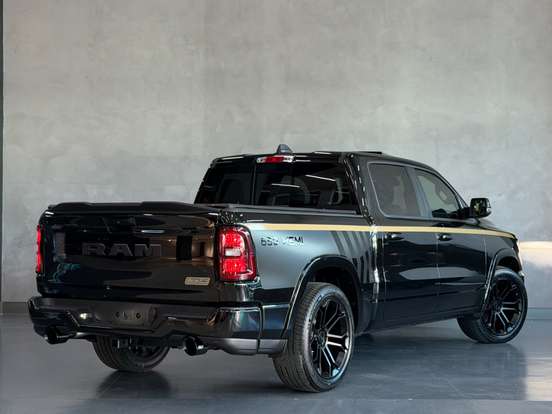 RAM-1500-5.7 V8 SUPERCHARGED GASOLINA DC650 CD 4X4 AUTOMÁTICO RAM-1500-2026