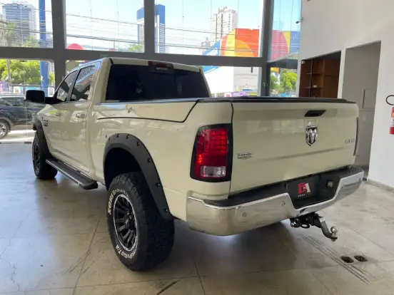 RAM-2500-6.7 LARAMIE 4X4 CD I6 TURBO DIESEL 4P AUTOMÁTICO RAM-2500-2018