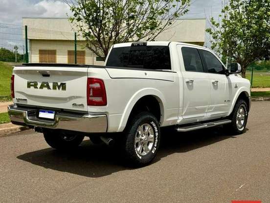 RAM-2500-6.7 I6 TURBO DIESEL LARAMIE CD 4X4 AUTOMÁTICO RAM-2500-2019