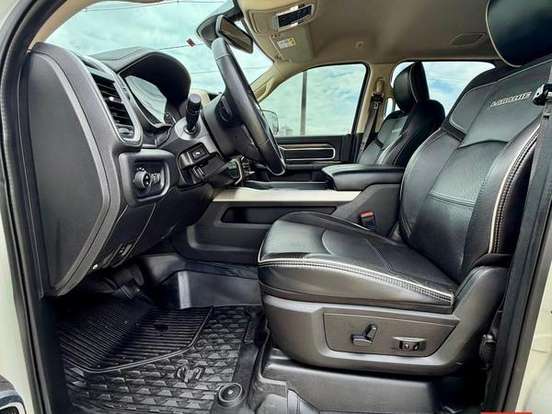 RAM-2500-6.7 I6 TURBO DIESEL LARAMIE CD 4X4 AUTOMÁTICO RAM-2500-2019