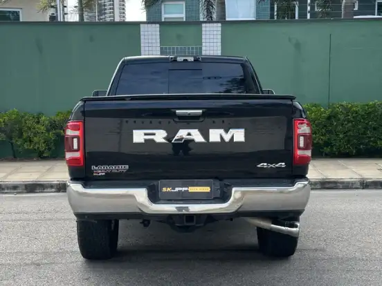 RAM-3500-6.7 I6 TURBO DIESEL LARAMIE CD 4X4 AUTOMÁTICO RAM-3500-2022