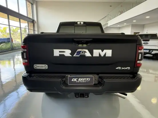 RAM-3500-6.7 I6 TURBO DIESEL LIMITED LONGHORN CD 4X4 AUTOMÁTICO RAM-3500-2023