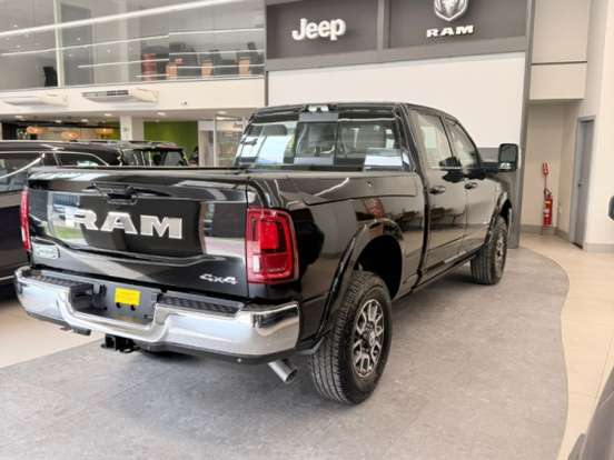 RAM-3500-6.7 I6 TURBO DIESEL LIMITED LONGHORN CD 4X4 AUTOMÁTICO RAM-3500-2026