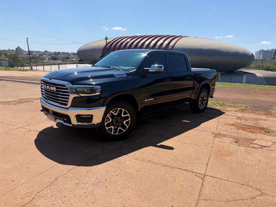 RAM-1500-3.0 HURRICANE 6 BITURBO GASOLINA LARAMIE CD 4X4 AUTOMÁTICO RAM-1500-2024