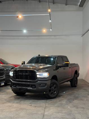 RAM 2500 6.7 I6 TURBO DIESEL LARAMIE NIGHT EDITION CD 4X4 AUTOMÁTICO