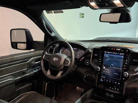 RAM-2500-6.7 I6 TURBO DIESEL LARAMIE NIGHT EDITION CD 4X4 AUTOMÁTICO RAM-2500-2024