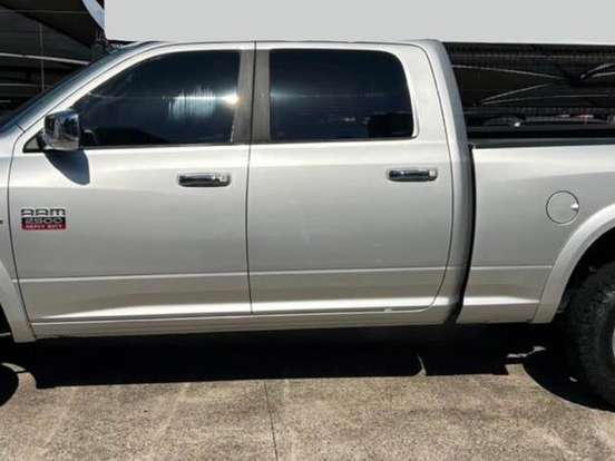 RAM-2500-6.7 LARAMIE 4X4 CD I6 TURBO DIESEL 4P AUTOMÁTICO RAM-2500-2011