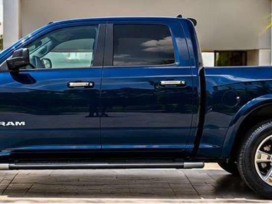RAM-CLASSIC-5.7 V8 GASOLINA LARAMIE CD 4X4 AUTOMÁTICO RAM-CLASSIC-2023