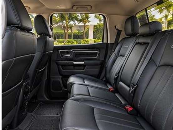 RAM-CLASSIC-5.7 V8 GASOLINA LARAMIE CD 4X4 AUTOMÁTICO RAM-CLASSIC-2023