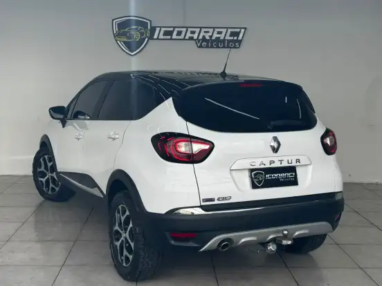 RENAULT-CAPTUR-1.6 16V SCE FLEX BOSE X-TRONIC RENAULT-CAPTUR-2021