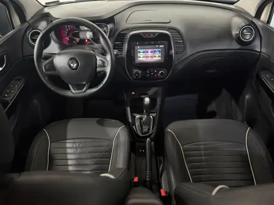 RENAULT-CAPTUR-2017