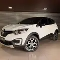 RENAULT CAPTUR 1.6 16V SCE FLEX BOSE X-TRONIC RENAULT CAPTUR 1.6 16V SCE FLEX BOSE X-TRONIC
