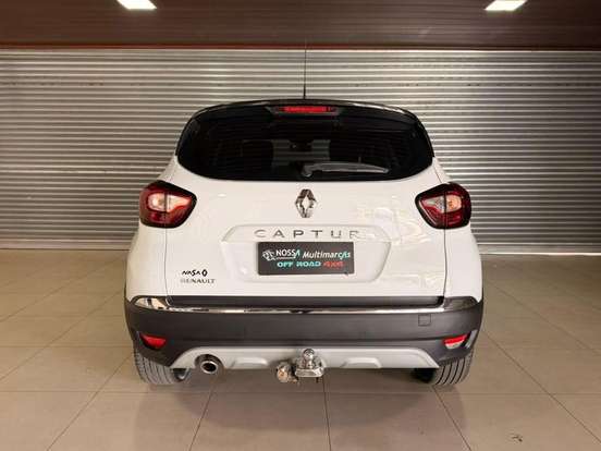 RENAULT-CAPTUR-1.6 16V SCE FLEX BOSE X-TRONIC RENAULT-CAPTUR-2020