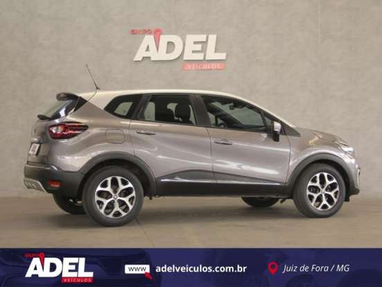 RENAULT-CAPTUR-2021