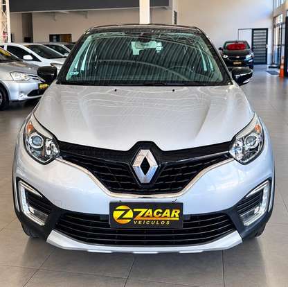 RENAULT-CAPTUR-2017