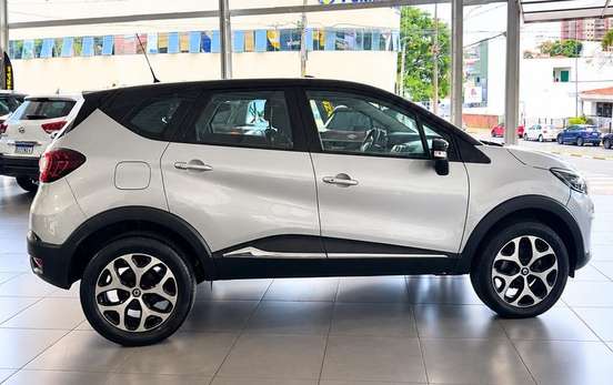 RENAULT-CAPTUR-1.6 16V SCE FLEX INTENSE X-TRONIC RENAULT-CAPTUR-2017