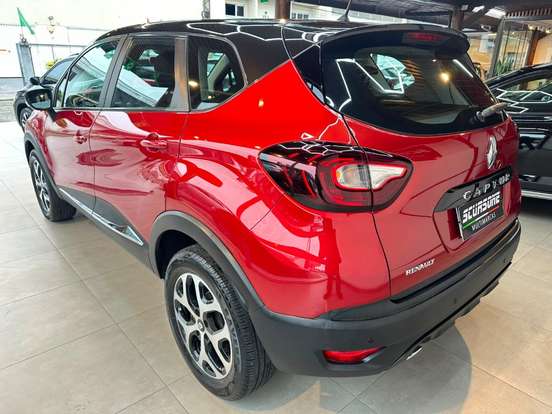 RENAULT-CAPTUR-2018