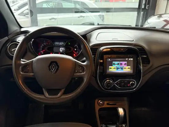 RENAULT-CAPTUR-2019