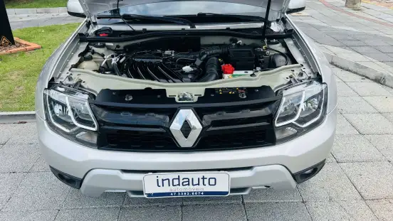 RENAULT-DUSTER-2020