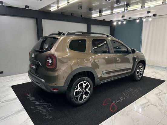 RENAULT-DUSTER-2023