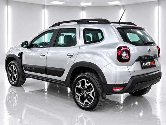RENAULT-DUSTER-2022