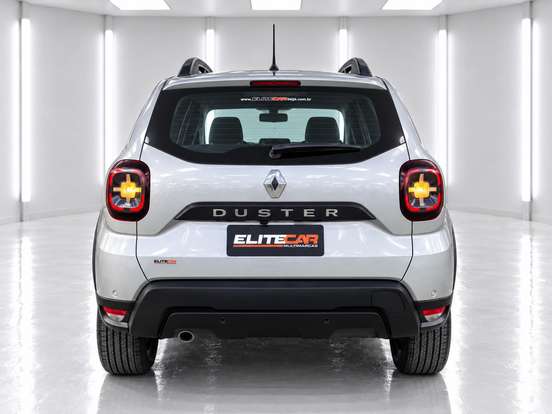 RENAULT-DUSTER-2022
