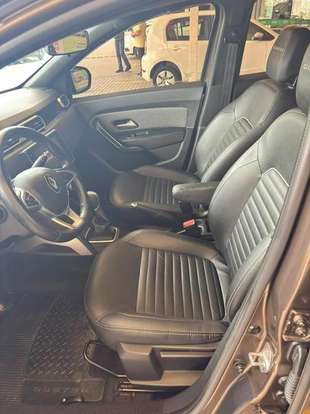 RENAULT-DUSTER-2020