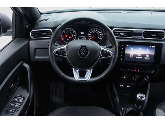 RENAULT-DUSTER-2024