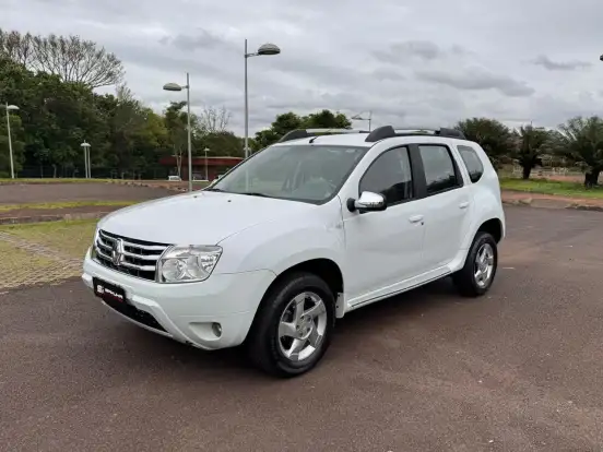 RENAULT-DUSTER-2014