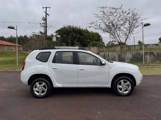 RENAULT-DUSTER-2.0 DYNAMIQUE 4X2 16V FLEX 4P AUTOMÁTICO RENAULT-DUSTER-2014