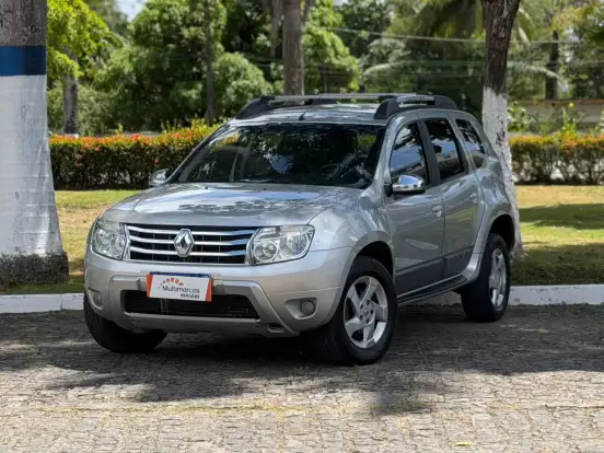 RENAULT-DUSTER-2014